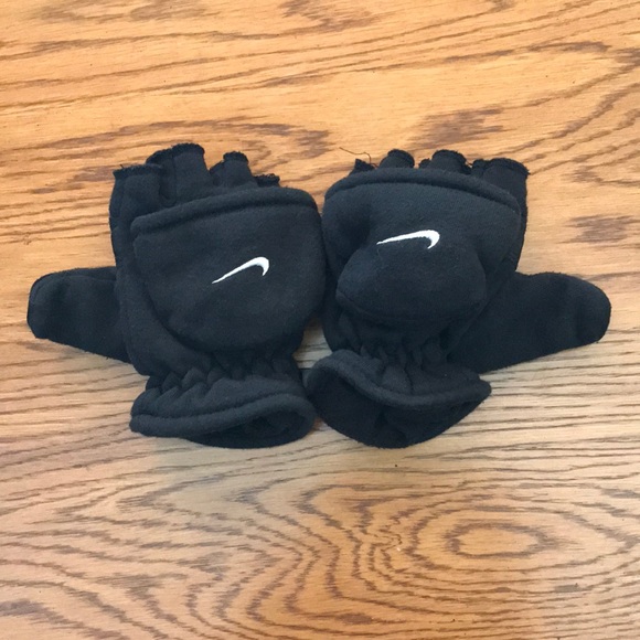 Nike Gloves - Picture 2 of 6